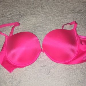 VICTORIA’S SECRET PINK PUSH UP BRA
